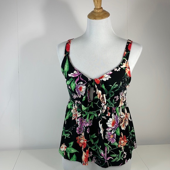 GUESS floral printed top, Stretch, Size M, Sleeveless - Picture 1 of 10